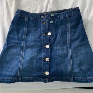 denim skirt